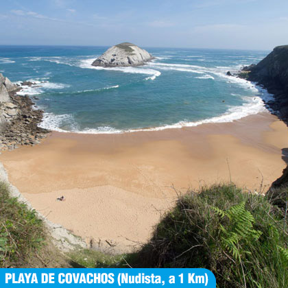 Playa de Covachos (nudista, a 500 metros del camping)